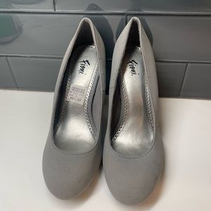 Grey Fioni heels